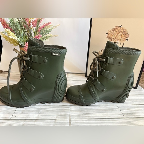 Sorel Women's Joan Wedge Rain Boots - Picture 7 of 9